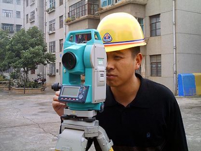 钢结构安装测量工具全站仪